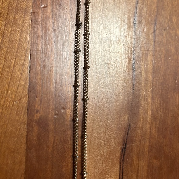 Beautiful gem necklace, gold tone from Stitch Fix - Picture 2 of 4